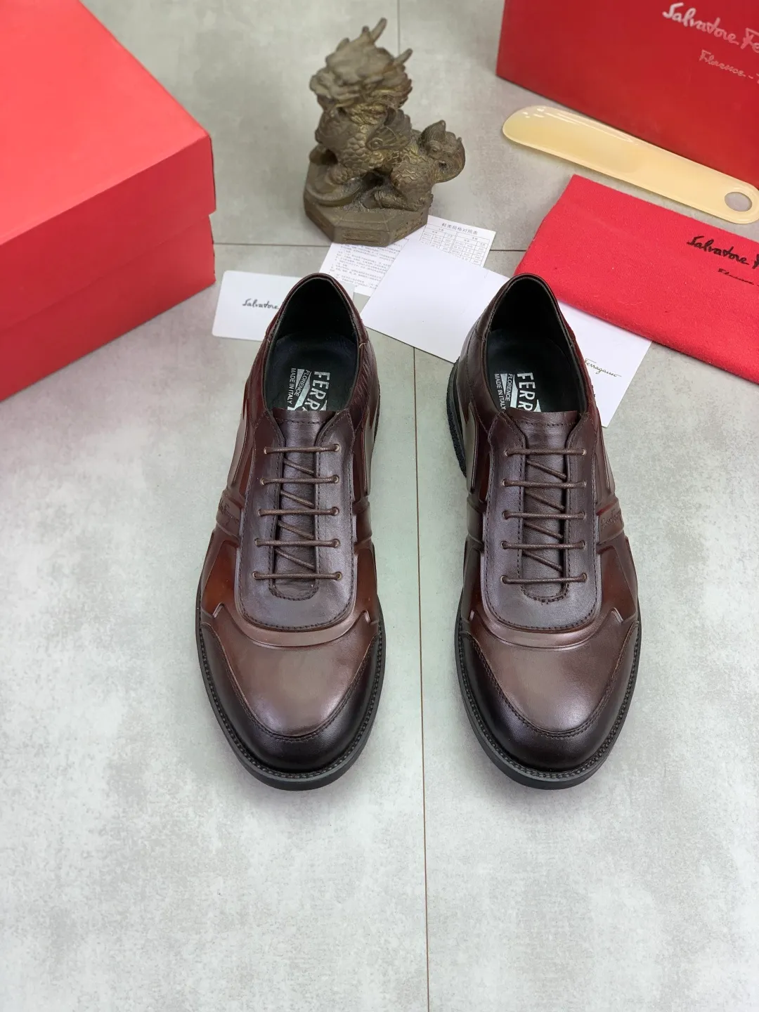 Men's Men's Shoes P560💰[New Style] Water-dyed Niuli 🆘[Salvatore Ferragamo] Ferragamo's latest casual business leather shoes for men! Listed simultaneously! The fabric is made of specially imported original calfskin, the lining is made of imported water-dyed cowhide, and the original combination outsole is absolutely luxurious and leads the fashion trend. Matching code: 39-44 (45 customized) 5️⃣ colors available